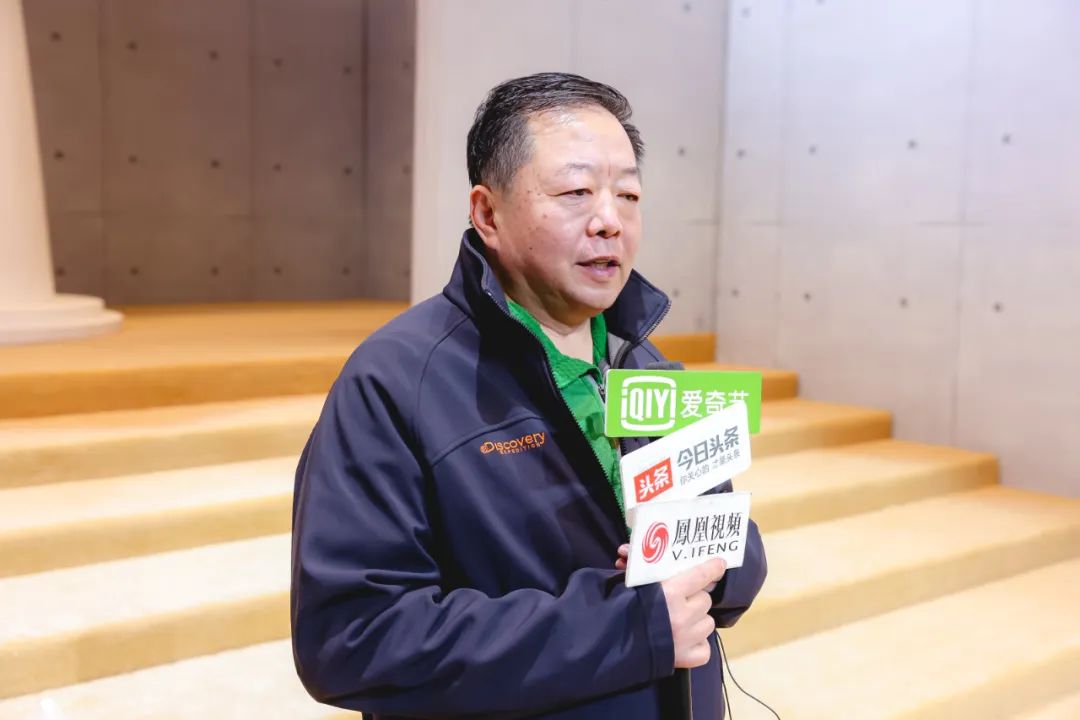  突破與自由，民族服裝定制品牌隆慶祥2023春夏新品發(fā)布會(huì)“自由之境”圓滿舉行