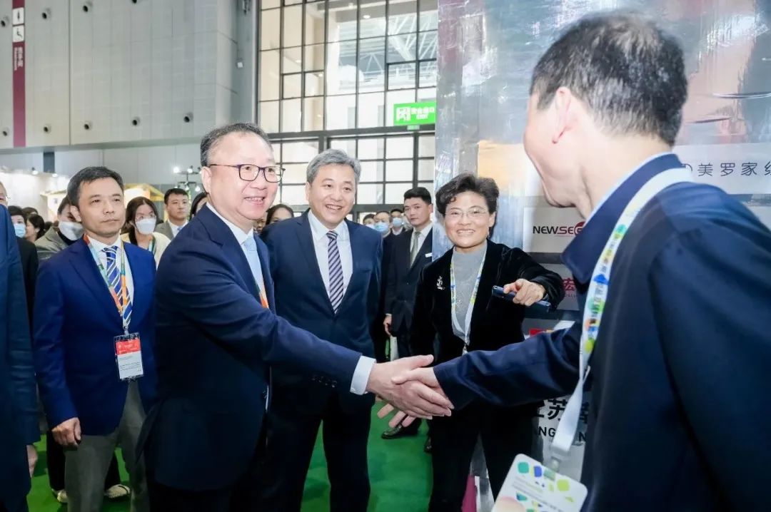力為華夏添錦繡，織就神州好生活！2023中國紡聯(lián)春季聯(lián)展開幕式暨棉紡消費季活動啟動儀式舉行