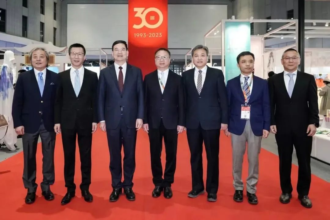 力為華夏添錦繡，織就神州好生活！2023中國紡聯(lián)春季聯(lián)展開幕式暨棉紡消費季活動啟動儀式舉行
