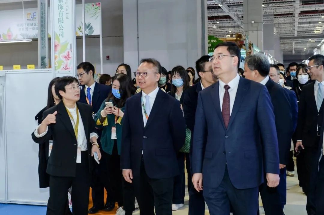 力為華夏添錦繡，織就神州好生活！2023中國紡聯(lián)春季聯(lián)展開幕式暨棉紡消費季活動啟動儀式舉行