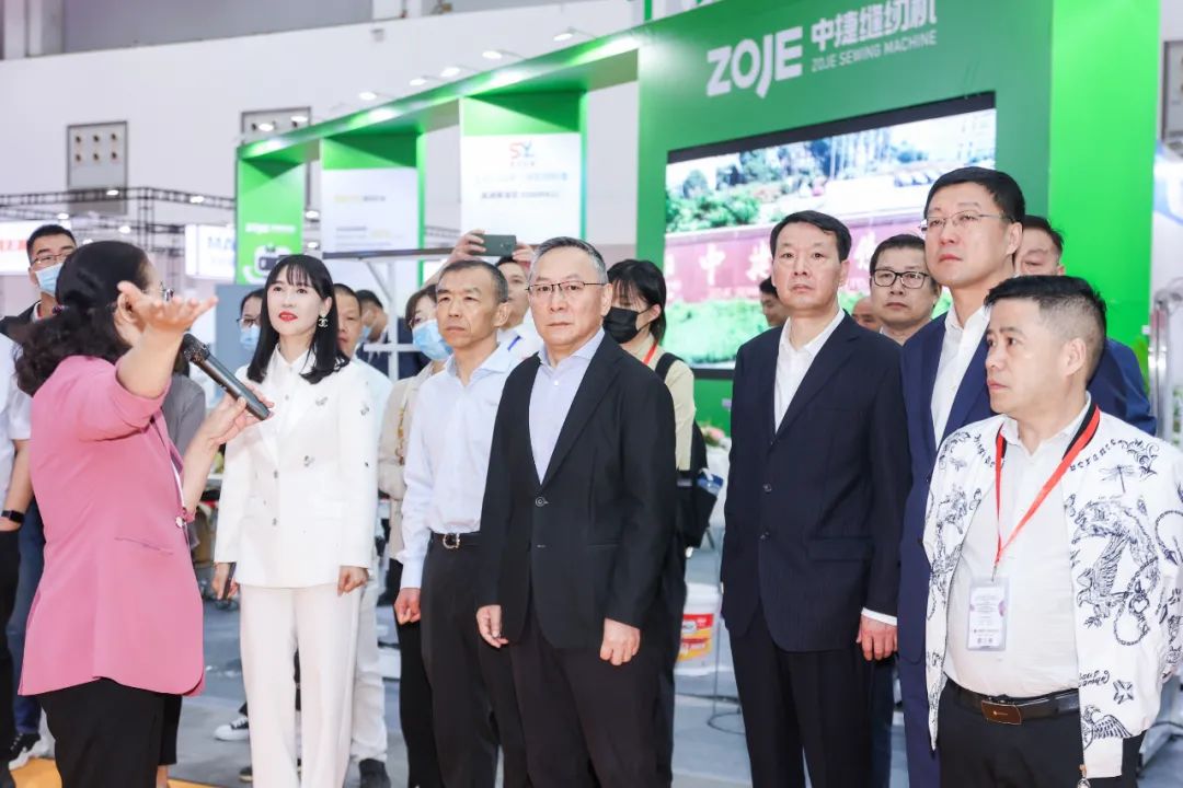 潮起江城，面向未來 | 2023武漢國際紡織面料及輔料博覽會啟幕