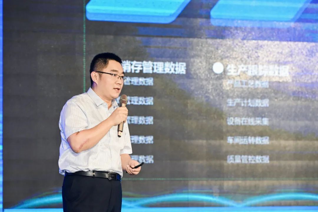 “構(gòu)筑產(chǎn)業(yè)數(shù)智生態(tài)，打造數(shù)字紗線基地”--紡織行業(yè)數(shù)字化轉(zhuǎn)型峰會（夏津）在山東省德州市夏津縣舉行。