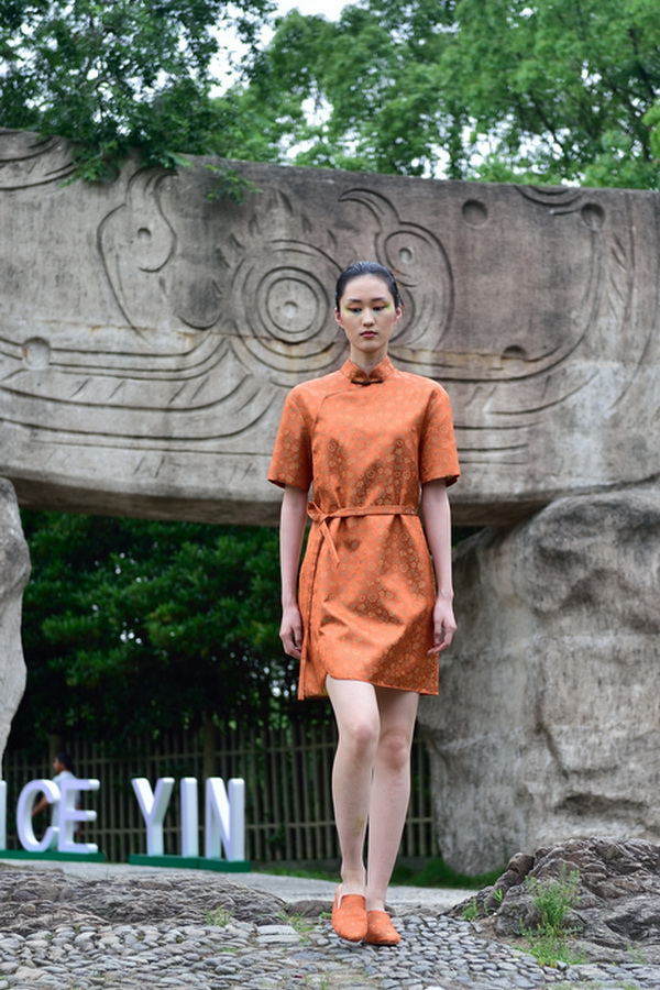 “CHOICE YIN”驚艷河姆渡，演繹遠(yuǎn)古文明與現(xiàn)代時(shí)尚與的對(duì)話