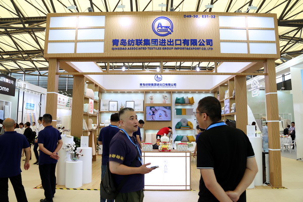 山東292家企業(yè)齊聚31屆華交會，青島家紡展團大放異彩