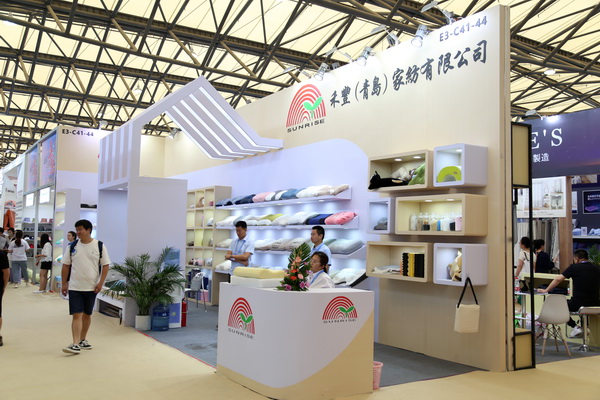 山東292家企業(yè)齊聚31屆華交會，青島家紡展團大放異彩