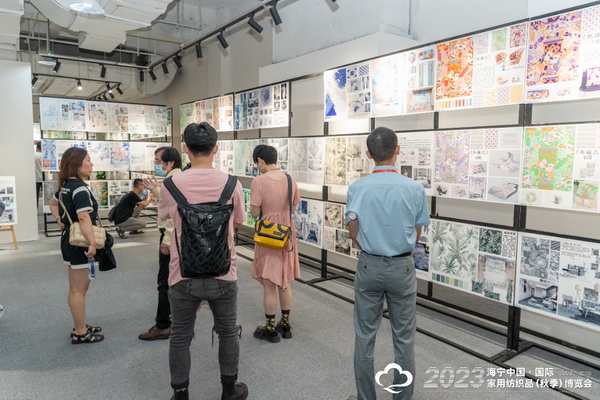 “智造讓家更美好”--2023海寧中國·國際家用紡織品（秋季）博覽會(huì)在浙江海寧許村鎮(zhèn)·海寧中國家紡城盛大開幕。