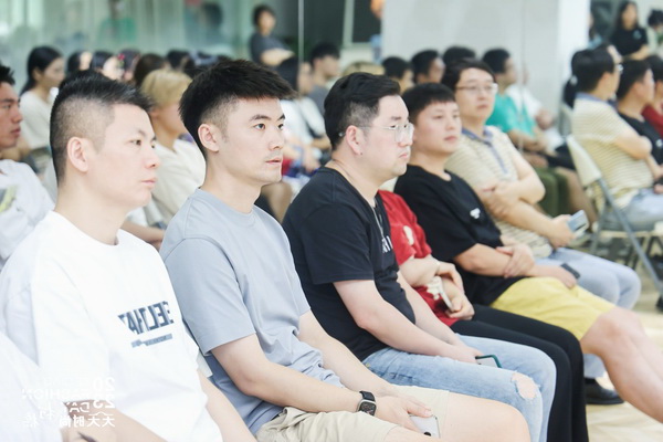 紡織數(shù)字化轉(zhuǎn)型如何做？產(chǎn)業(yè)鏈多維發(fā)力提升實(shí)效