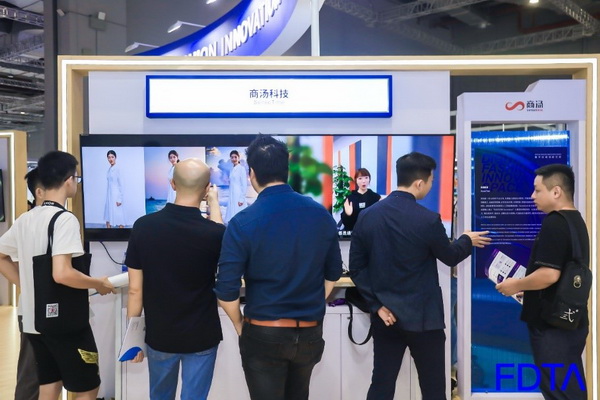 聚焦五大應(yīng)用場(chǎng)景，Digital Fashion推動(dòng)數(shù)字技術(shù)與時(shí)尚產(chǎn)業(yè)有機(jī)融合