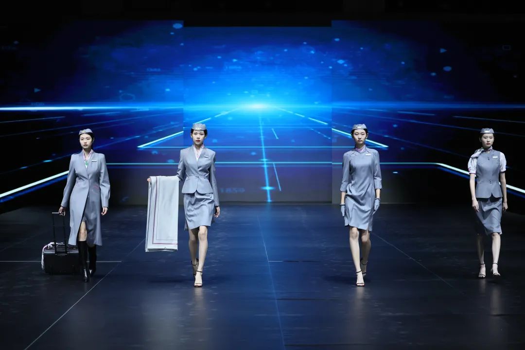 揭秘“南山智尚杯”2023中國(guó)職業(yè)裝設(shè)計(jì)大賽獲獎(jiǎng)選手背后的故事