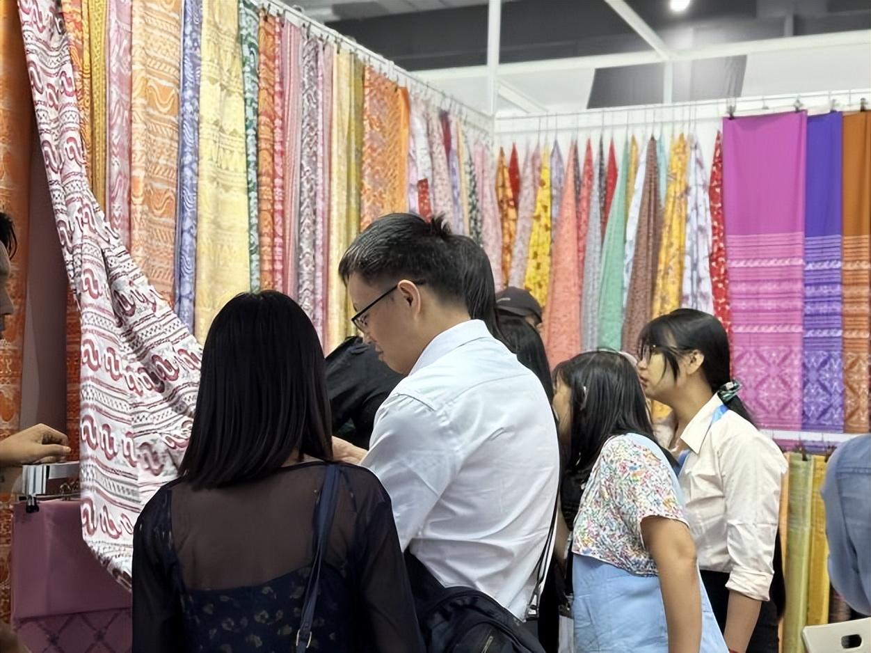共創(chuàng)中緬紡織新時(shí)代，2023年浙江國(guó)際貿(mào)易（緬甸）展覽會(huì)圓滿收官