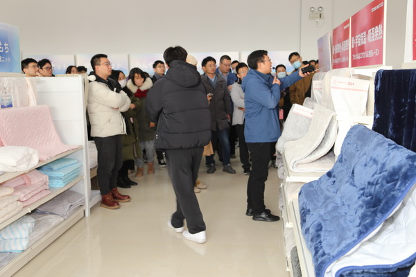 中家紡領導調(diào)研青島家紡龍頭企業(yè)--眾地家紡