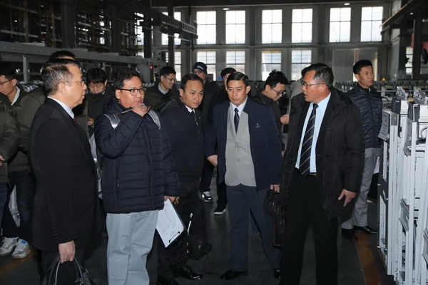 青島宏大與緬甸密鐵拉再續(xù)“胞波之情”