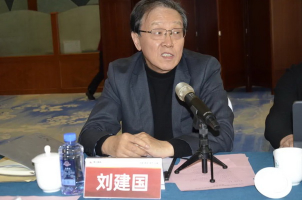 南山論劍  共謀大道--山東省紡織服裝行業(yè)協(xié)會(huì)第五屆第四次輪值會(huì)長(zhǎng)會(huì)議在煙臺(tái)南山召開