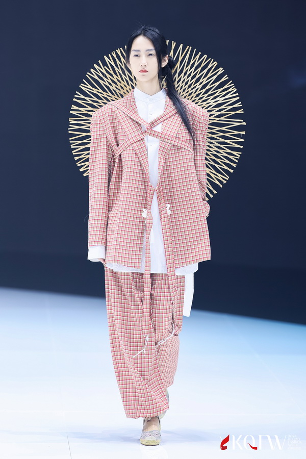 逐光而行 “布”向未來(lái)！2024柯橋時(shí)尚周（春季）盛大啟幕