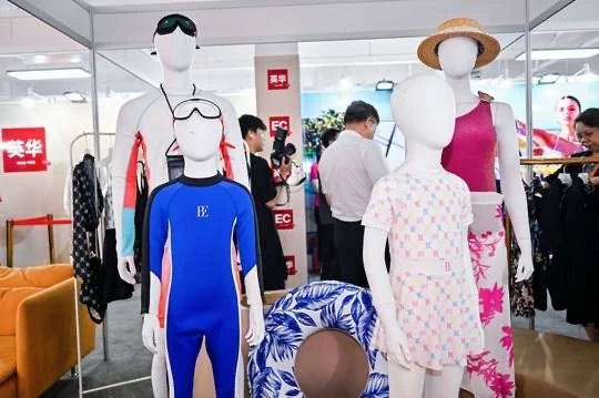 “泳”動(dòng)興城！2024東北亞（興城）國(guó)際泳裝博覽會(huì)開(kāi)幕