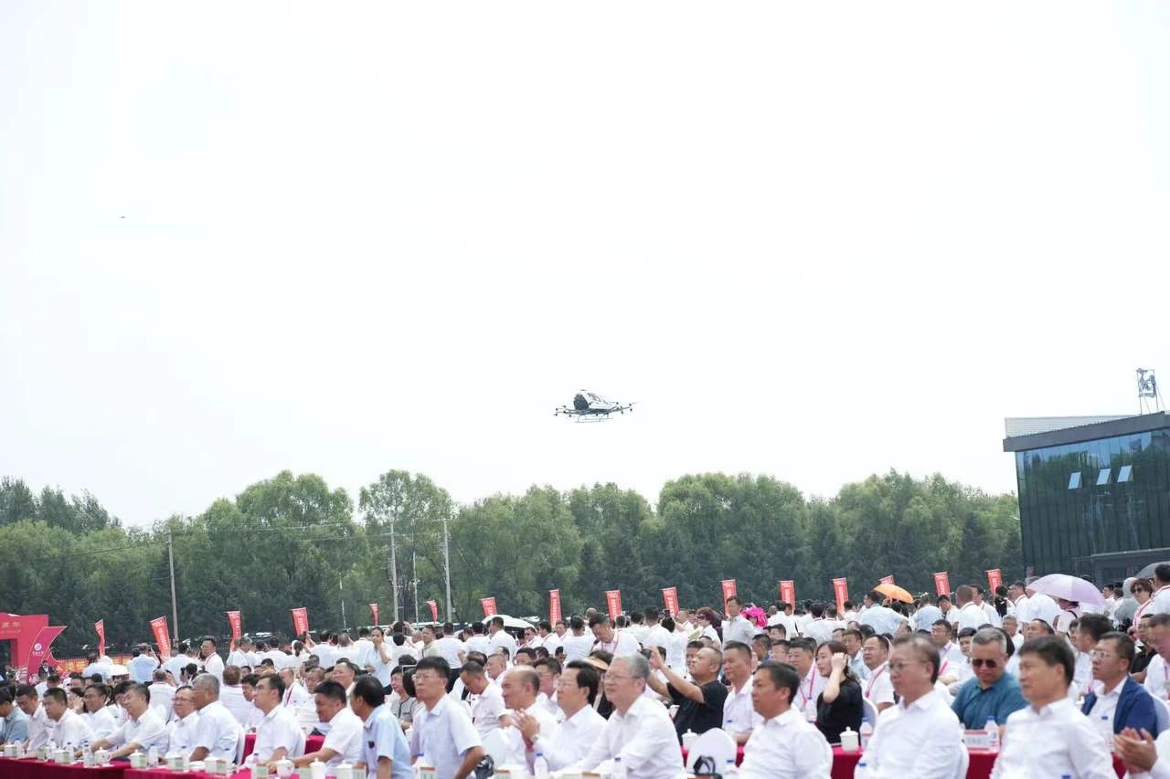 薪火相傳一甲子，砥礪奮進六十年  吉林化纖隆重舉辦建成投產(chǎn)60周年發(fā)展經(jīng)驗交流大會！