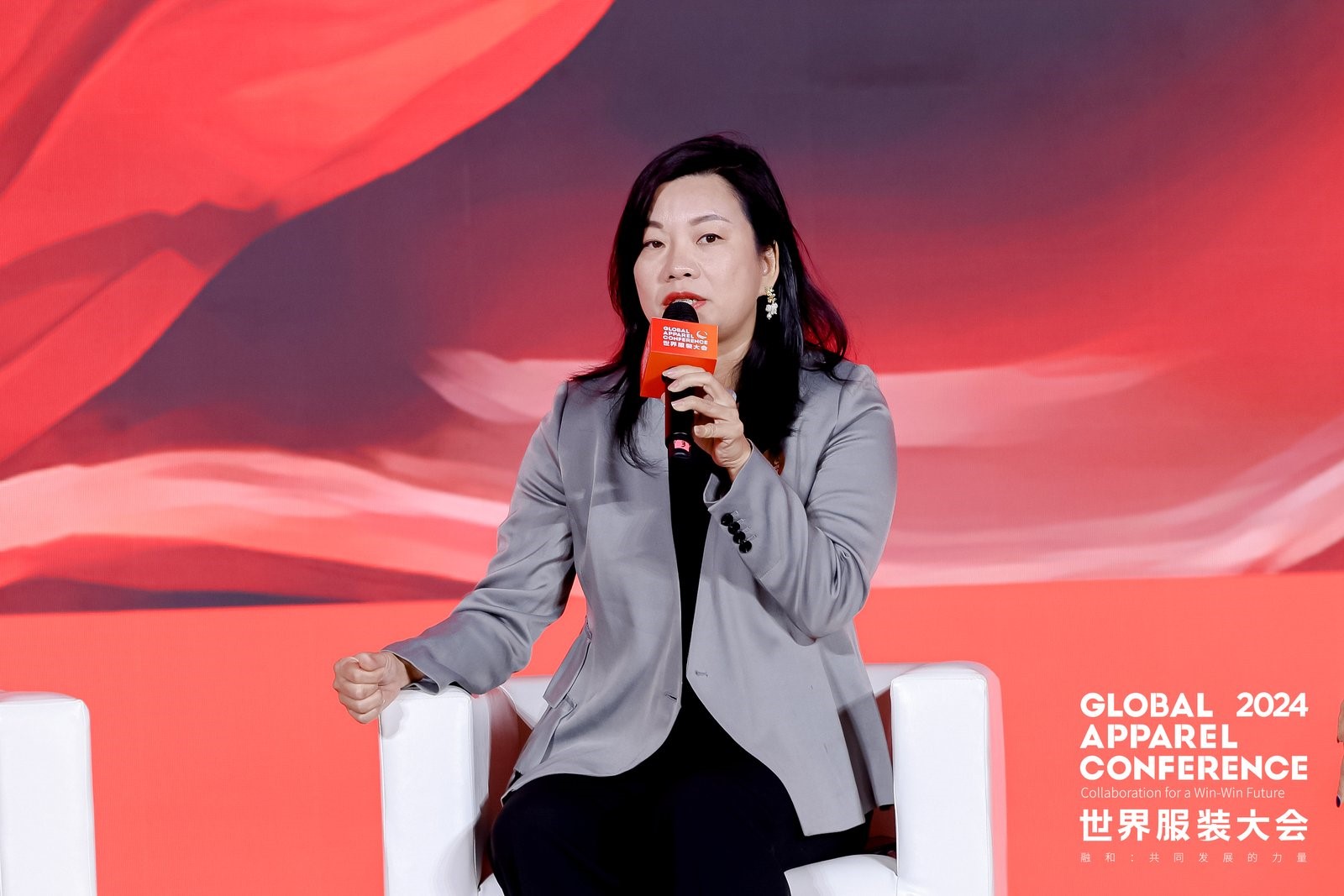 “融和”20個國家和地區(qū)服裝精英，2024世界服裝大會在東莞虎門開幕
