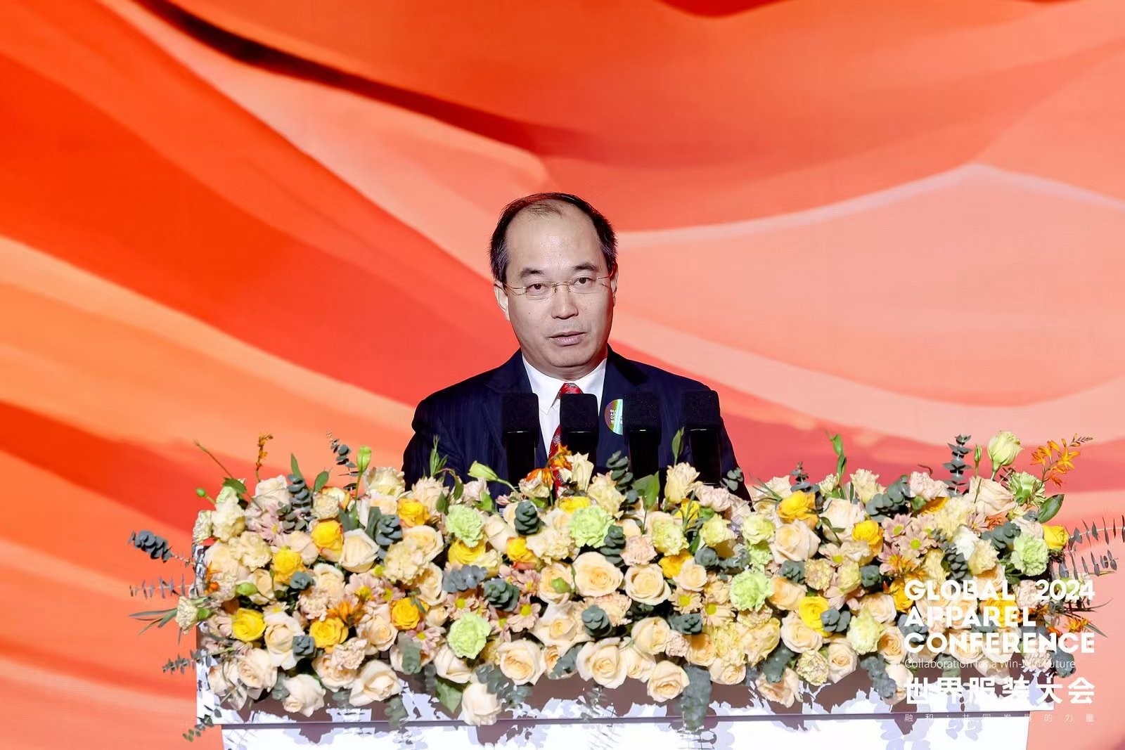 “融和”20個國家和地區(qū)服裝精英，2024世界服裝大會在東莞虎門開幕