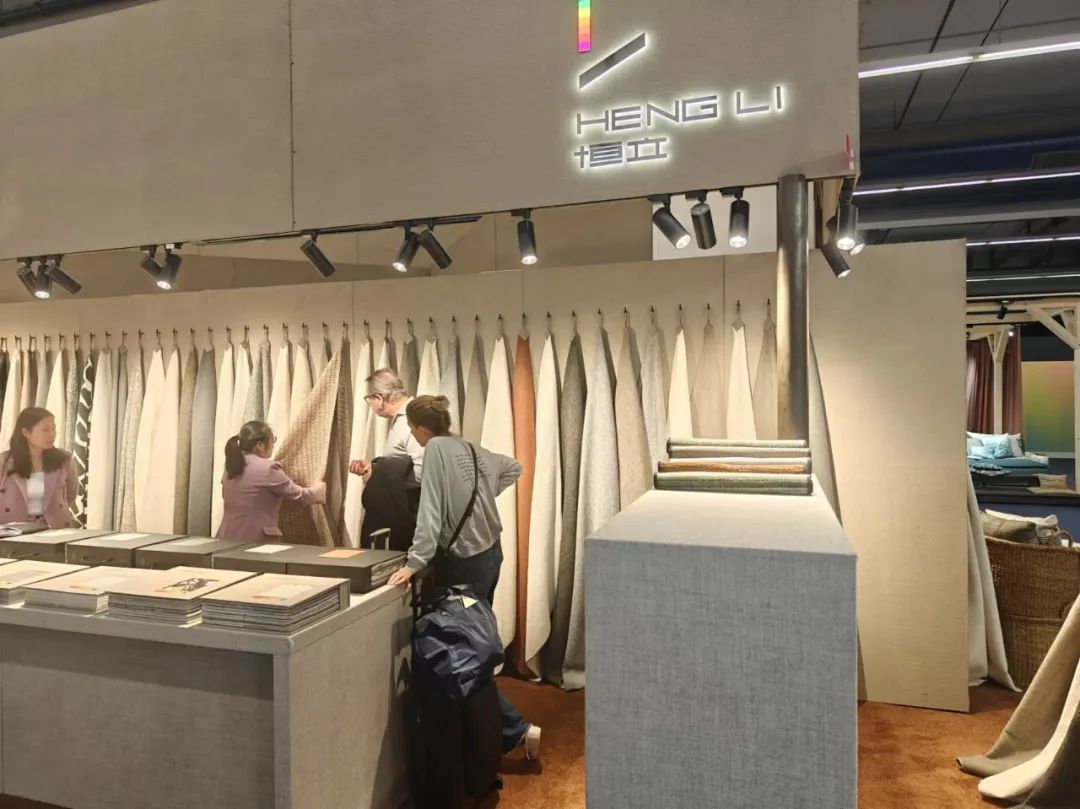 掘金Heimtextil2025：“海寧家紡”引領(lǐng)布藝集群潮流