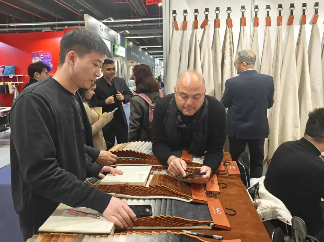 掘金Heimtextil2025：“海寧家紡”引領(lǐng)布藝集群潮流