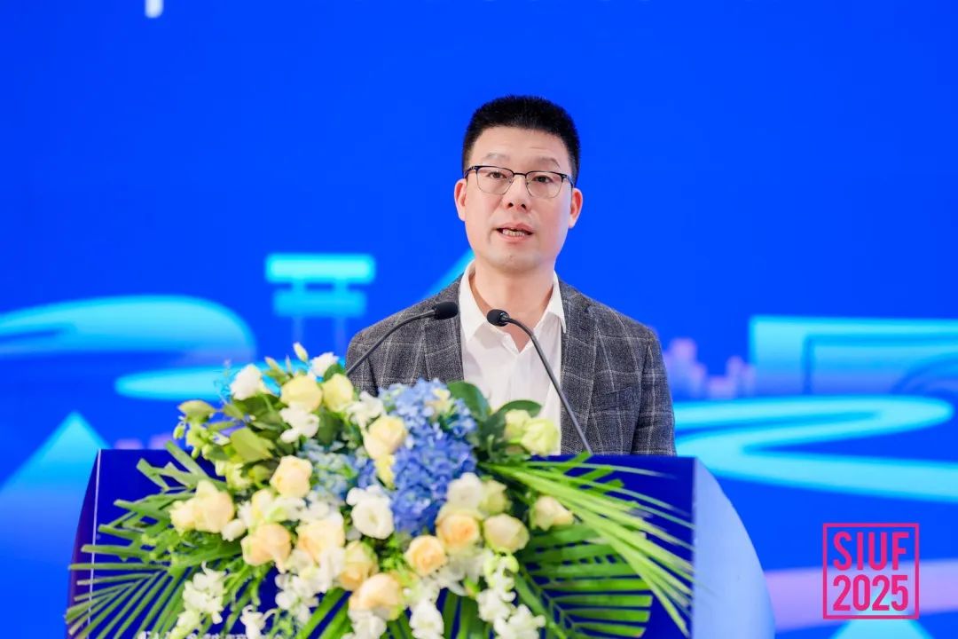 內衣產業(yè)聚智深圳，共繪“智尚” 新篇｜2025中國內衣文化周暨第三屆U30全球內衣產業(yè)峰會圓滿落幕