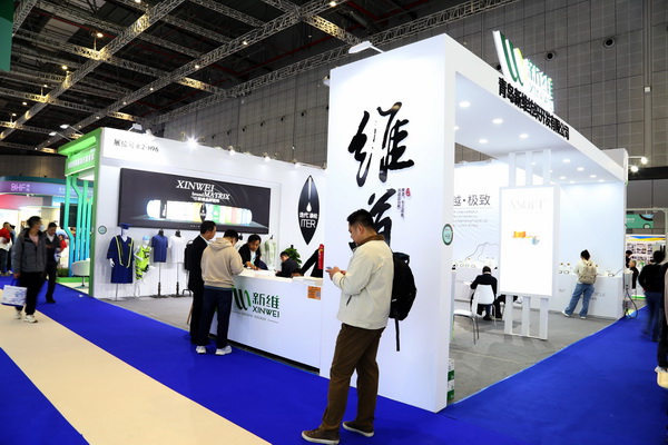 極致創(chuàng)新，讓迭代®滌綸“生態(tài)圈”再次火爆2025yarnexpo春夏展
