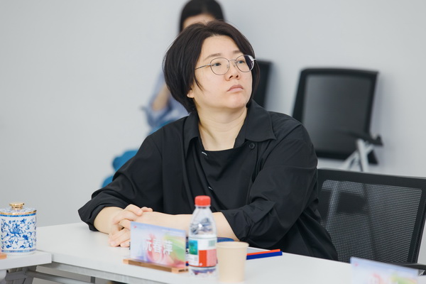 挖掘創(chuàng)新人才，激發(fā)產(chǎn)業(yè)活力！“第十屆（2025年）十佳紡織面料設(shè)計(jì)師及培養(yǎng)先進(jìn)單位評選”評審會(huì)于柯橋舉行